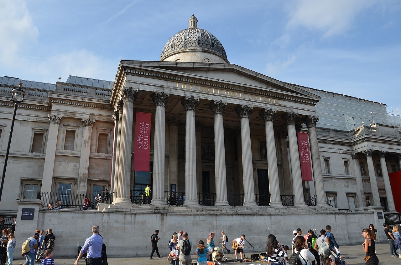 The portico and dome of the National Gallery seen from the side, with visitors below