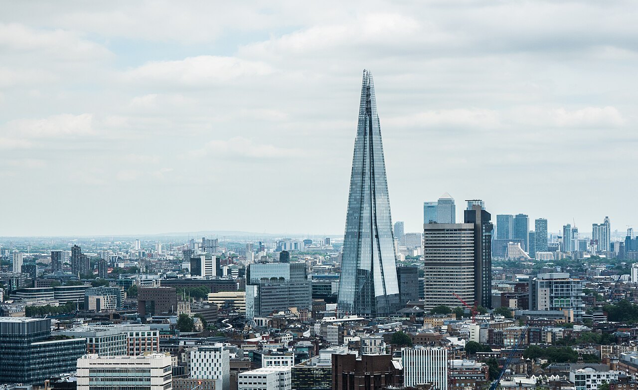The tall tower of the Shard and the City skyline seen from a high viewpoint